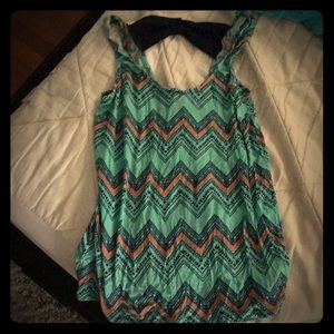Sleeveless multi color tank with bow in back!!